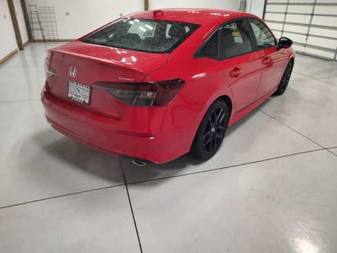Used 2025 Honda Civic Sport image 13