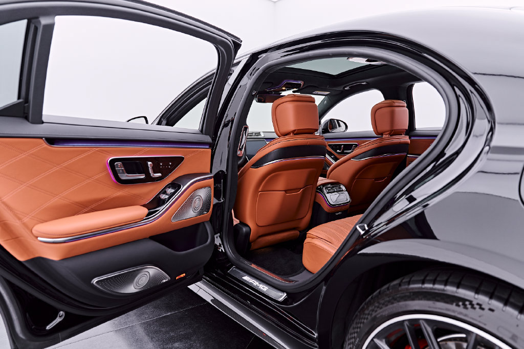 Used 2025 Mercedes-Benz S 63 AMG S image 33