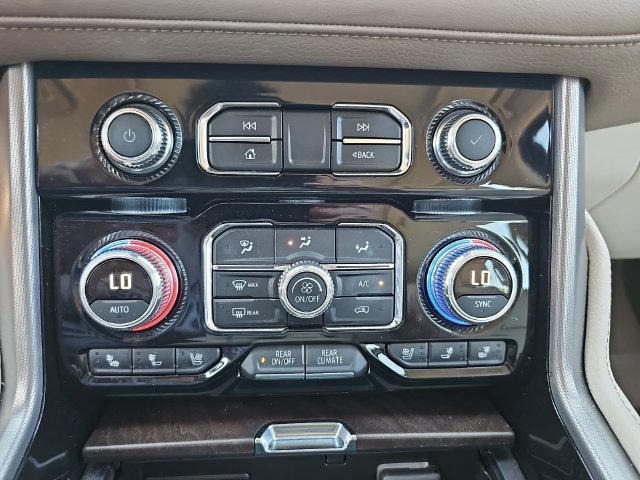 Used 2023 GMC Yukon Denali w/ Max Trailering Package AWD/4WD image 29