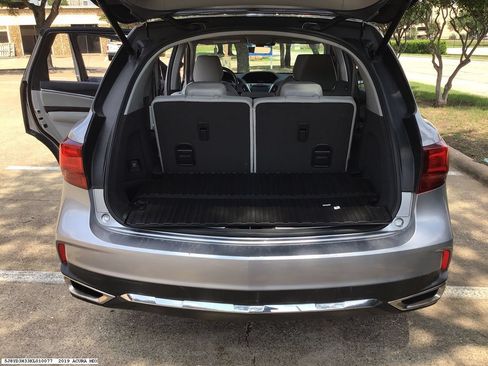 Used 2019 Acura MDX FWD image 11