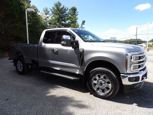 Used 2024 Ford F250 Lariat w/ Chrome Package AWD/4WD image 8
