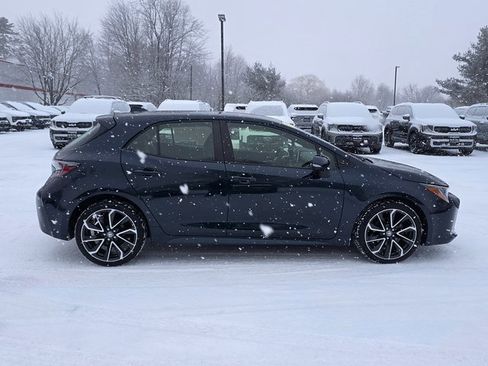 Used 2022 Toyota Corolla XSE image 9