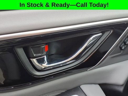 Used 2025 Subaru Legacy Limited AWD/4WD image 17