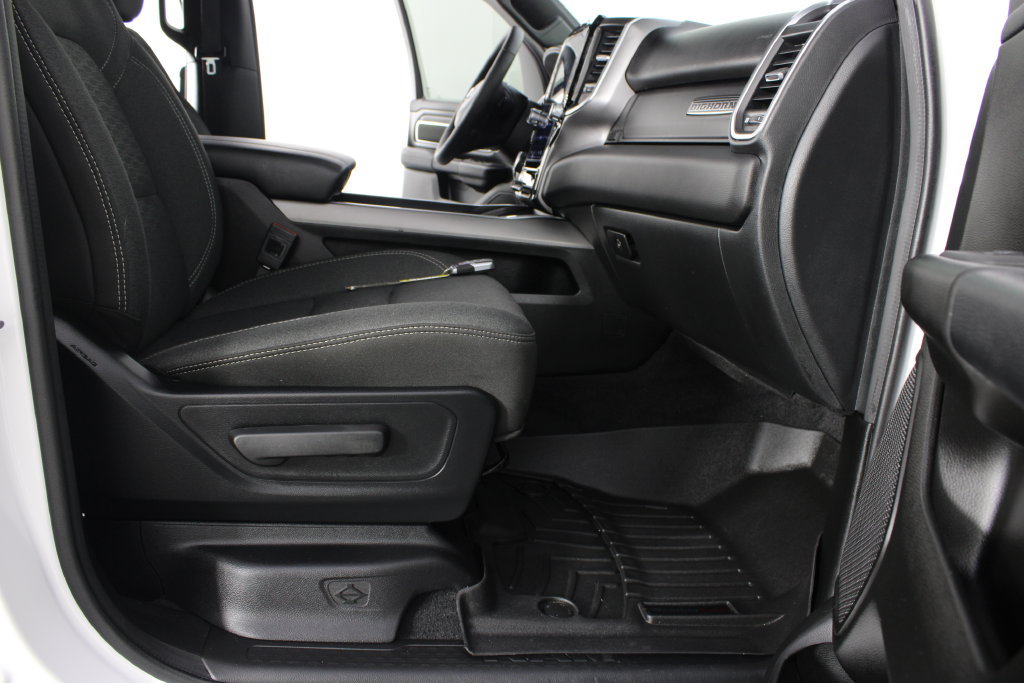 Used 2025 RAM 1500 Big Horn AWD/4WD image 21