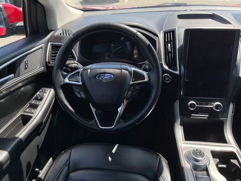 Used 2024 Ford Edge SEL w/ Convenience Package image 13