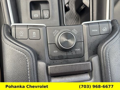 Used 2024 Toyota Grand Highlander AWD image 18
