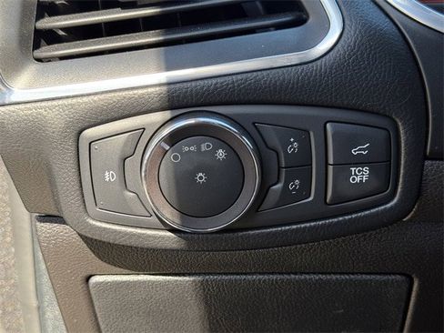 Used 2019 Ford Edge Titanium w/ Equipment Group 301A image 24