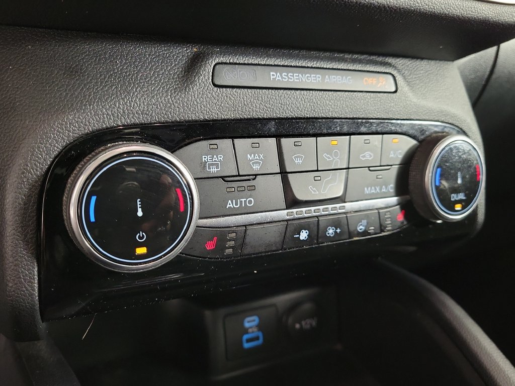 Used 2022 Ford Escape SEL AWD/4WD image 29