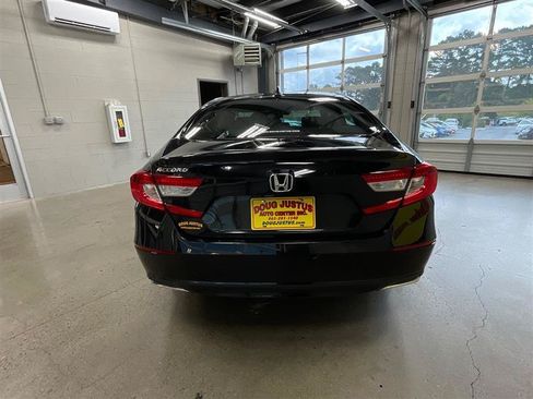 Used 2021 Honda Accord LX image 4
