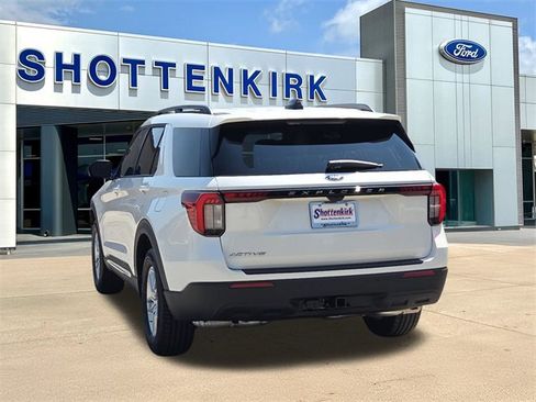 New 2025 Ford Explorer Active image 6