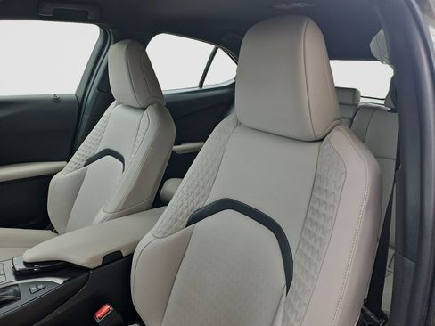 Used 2020 Lexus UX 250h AWD/4WD image 17