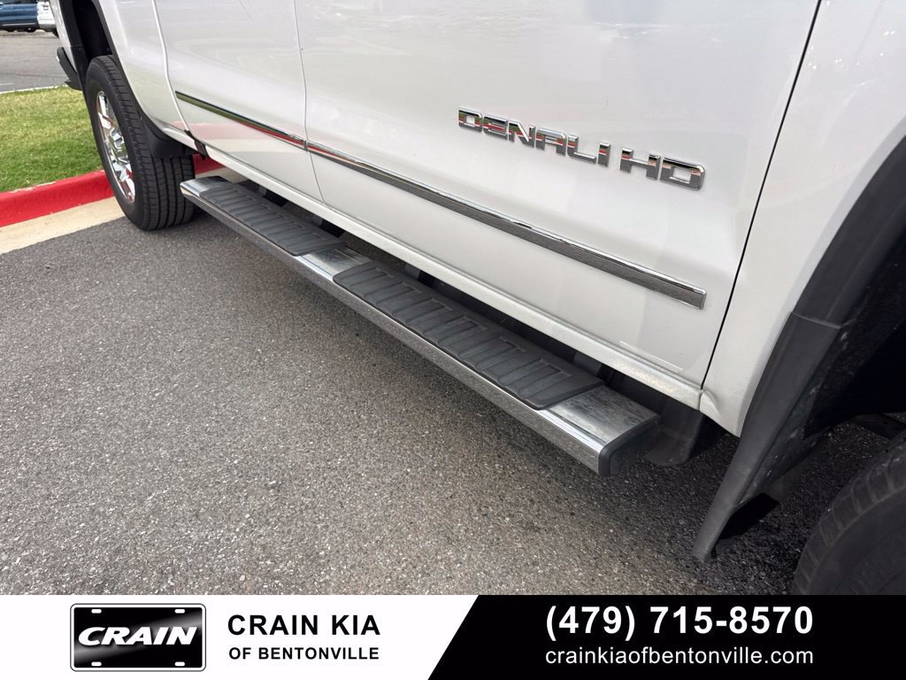 Used 2019 GMC Sierra 3500 Denali w/ Duramax Plus Package AWD/4WD image 4
