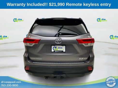 Used 2019 Toyota Highlander XLE image 7