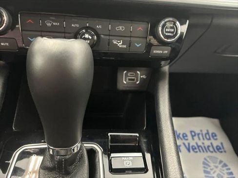 Certified 2024 Jeep Compass Limited AWD/4WD image 36