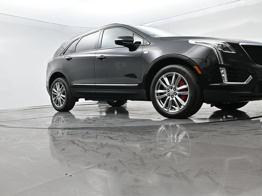 Certified 2023 Cadillac XT5 Sportv w/ Technology Package AWD/4WD image 48