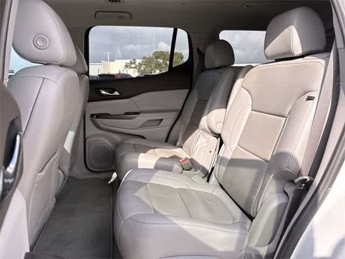 Used 2021 GMC Acadia SLT w/ Trailering Package image 20