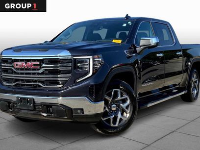 Used 2022 GMC Sierra 1500 SLT w/ SLT Convenience Package