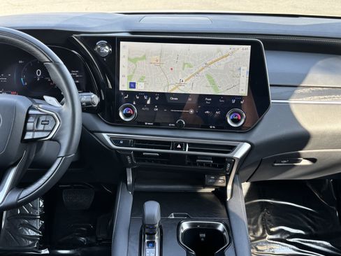 Used 2025 Lexus RX 350 Premium w/ Accessory Package (Z1) image 30