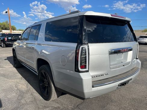 Used 2017 GMC Yukon XL Denali w/ Open Road Package RWD image 5