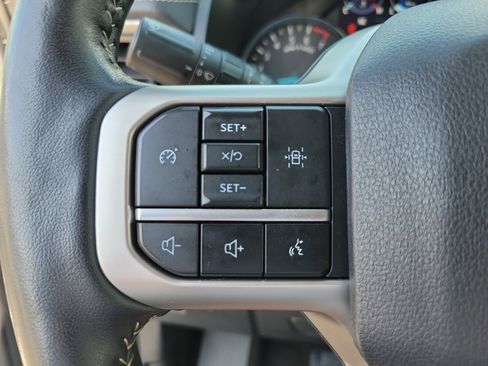 Used 2024 Ford Expedition XLT image 20