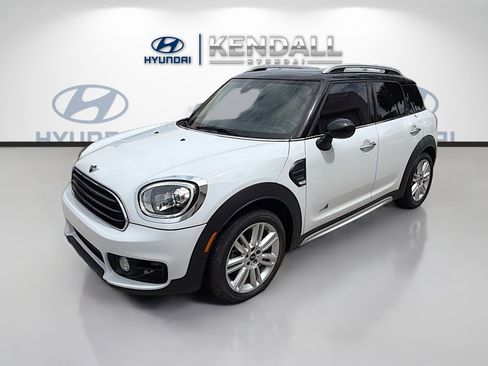 Used 2019 MINI Cooper Countryman ALL4 w/ Premium Package AWD/4WD image 3