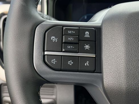 New 2026 Ford F350 Lariat w/ Black Appearance Package image 46