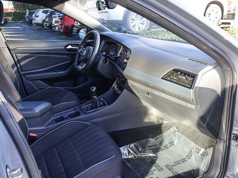 Used 2019 Volkswagen Jetta GLI FWD image 25