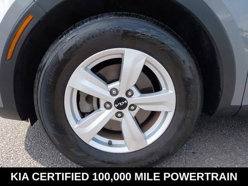 Certified 2023 Kia Sorento LX FWD image 10