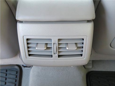 Used 2011 Toyota Camry XLE w/ XLE Extra-Value Pkg #2 FWD image 10