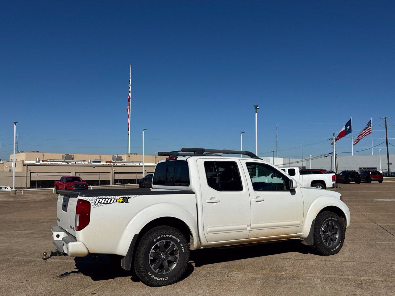 Used 2015 Nissan Frontier PRO-4X w/ Pro-4x Luxury Package AWD/4WD image 28