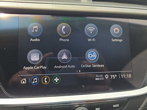 Used 2023 Buick Encore GX Preferred w/ Cold Weather Comfort Package FWD image 17