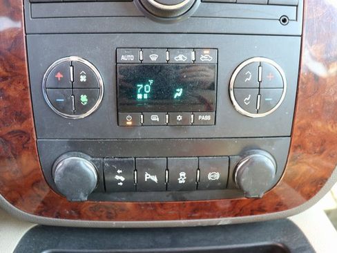 Used 2013 Chevrolet Silverado 2500 LTZ w/ LTZ Plus Package image 24