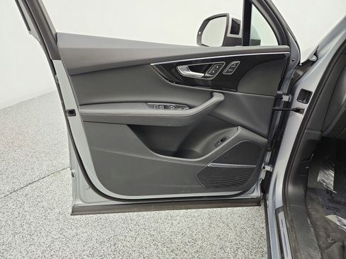 Used 2023 Audi Q7 3.0T Premium Plus w/ Premium Plus Package image 13