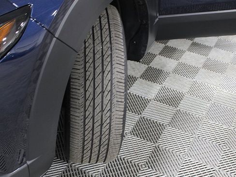 Used 2023 MAZDA CX-30 AWD 2.5 S w/ Premium Package image 17