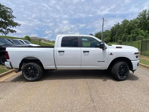 New 2026 RAM 2500 Big Horn AWD/4WD image 36
