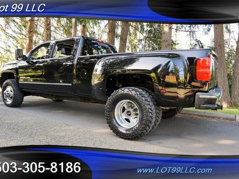 Used 2015 GMC Sierra 3500 Denali w/ Duramax Plus Package AWD/4WD image 11