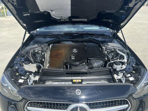 Used 2022 Mercedes-Benz C 300 Sedan image 30