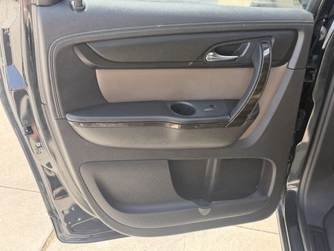 Used 2014 GMC Acadia SLT FWD image 19