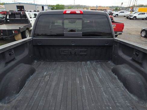 Used 2017 GMC Sierra 1500 SLT image 6