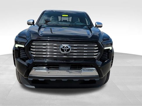 Used 2025 Toyota Tacoma Limited w/ Tow Tech Package image 2