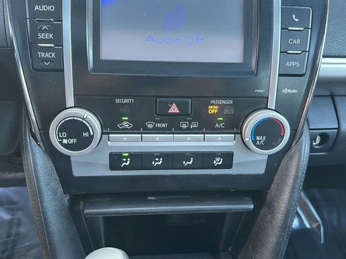 Used 2012 Toyota Camry SE image 34