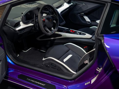 Used 2026 Lamborghini Temerario AWD/4WD image 34