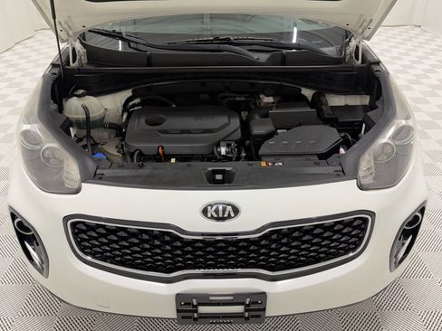 Used 2017 Kia Sportage EX image 39