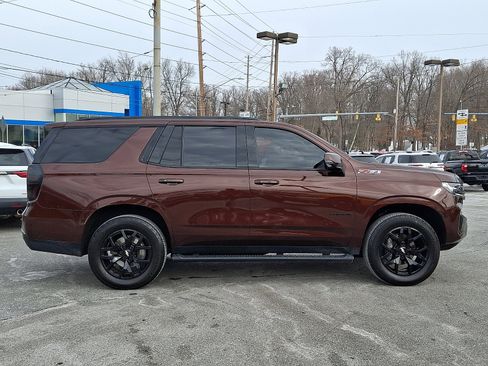 Used 2022 Chevrolet Tahoe Z71 w/ Luxury Package image 7