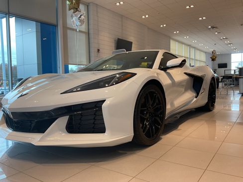 New 2025 Chevrolet Corvette Z06 image 3