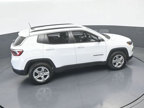 Used 2023 Jeep Compass Latitude AWD/4WD image 48