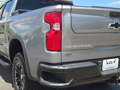 Used 2024 Chevrolet Silverado 1500 ZR2 w/ Technology Package AWD/4WD image 23