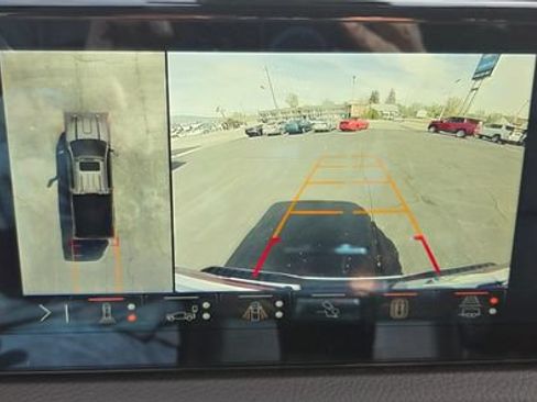 Used 2025 GMC Sierra 3500 Denali AWD/4WD image 21