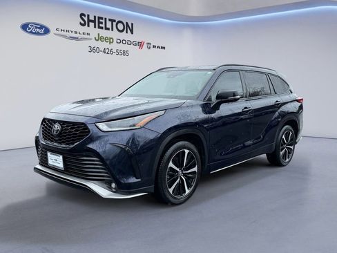 Used 2021 Toyota Highlander XSE image 1