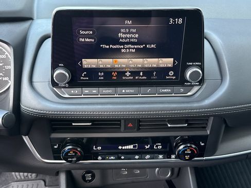 Certified 2026 Nissan Rogue SV w/ SV Premium Package FWD image 17